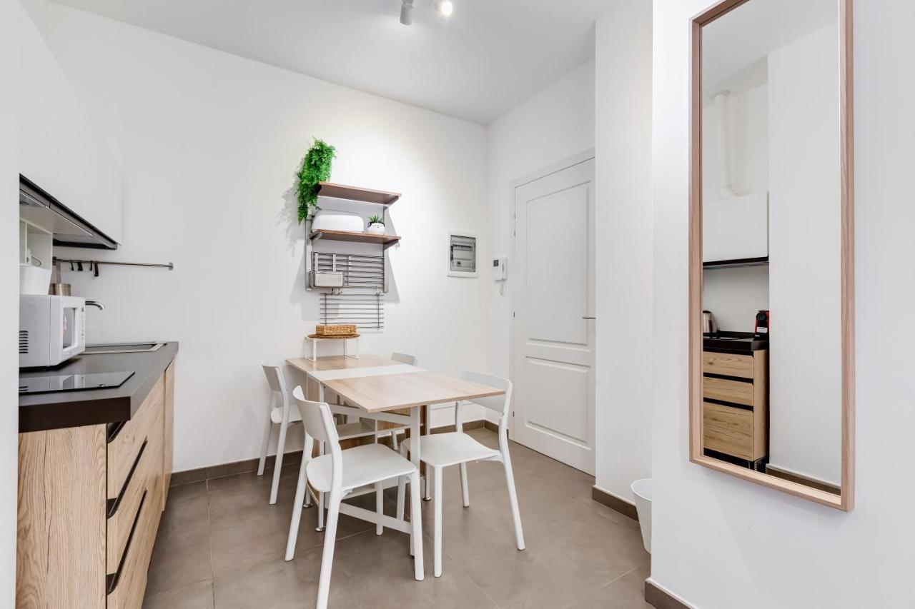 Bdc - Classy Loft In Trastevere Lägenhet *